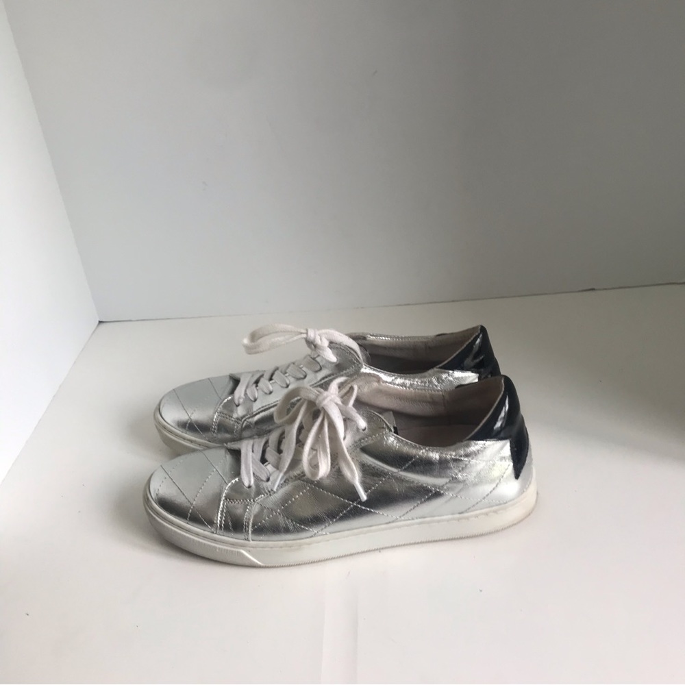 Steve Madden Quilted Metallic Sneakers Shoes. Size 9 - Picture 7 of 14